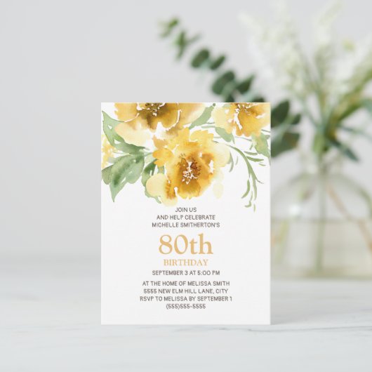 Gepersonaliseerd geel Floral 80th Birthday Briefka Briefkaart (Staand voorkant)