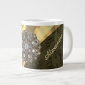 Gepersonaliseerd geel  girly damast patroon grote koffiekop (Voorkant rechts)