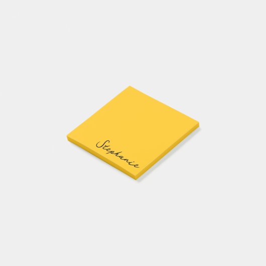 Gepersonaliseerd Geel Script Post it Sticky Notes (Schuin)