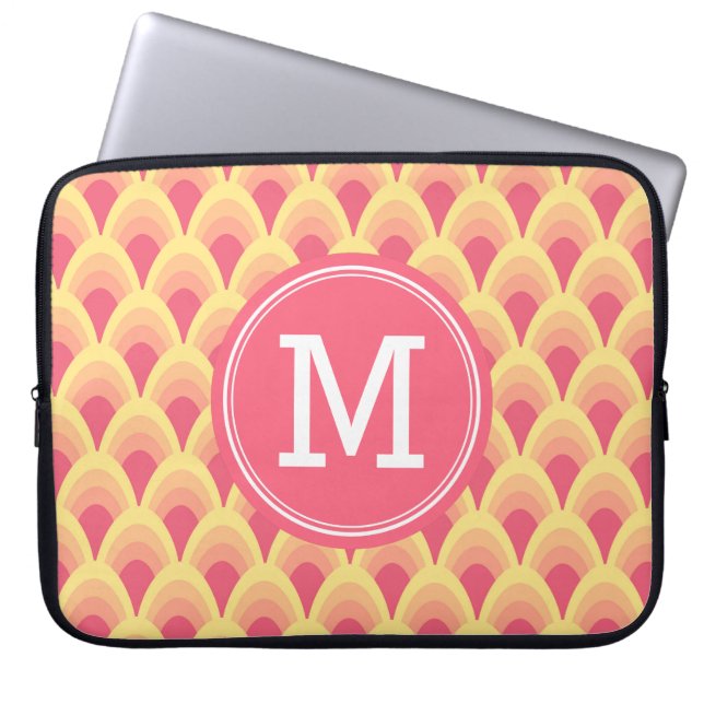 Gepersonaliseerd geometrisch roze zwart monogram laptop sleeve (Voorkant)