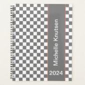 Gepersonaliseerd grijs en wit Geruit 2024 Planner (Voorkant)