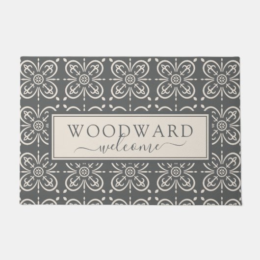 Gepersonaliseerd grijs Geometrische Tegel Deurmat (Voorkant)