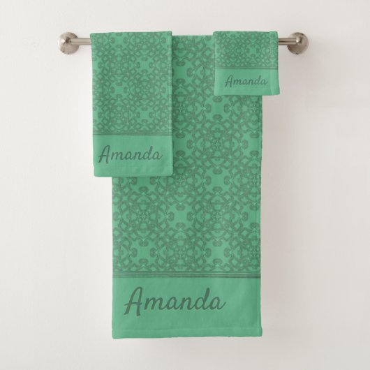 Gepersonaliseerd grijsgroen patroon bad handdoek (Insitu)