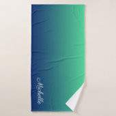 Gepersonaliseerd groen en blauw ombre badhanddoek (Badhanddoek)