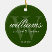 Gepersonaliseerd groen en wit monogram keramisch ornament (Voorkant)