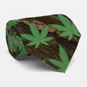 Gepersonaliseerd groen onkruid op de achtergrond v stropdas (Opgerold)