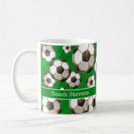 Gepersonaliseerd Groen Voetveld Voetbal | VOETBALL Koffiemok