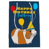 Gepersonaliseerd Guinee Varkens Birthday Medium Cadeauzakje (Voorkant)