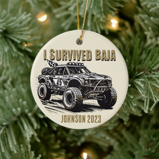 Gepersonaliseerd - Ik overleefde Baja Truck Kerstm Keramisch Ornament (Boom)