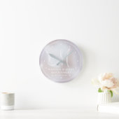 Gepersonaliseerd Iridescent Pearl Wedding Jubileum Ronde Klok (Huis)