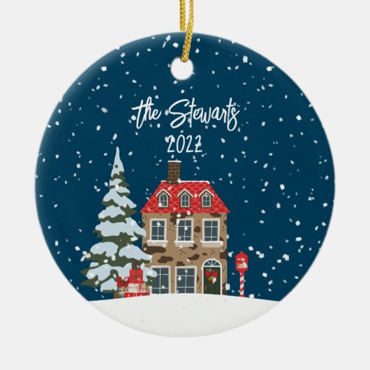 Gepersonaliseerd kerstdorpsschilderij keramisch ornament (Voorkant)