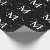 Gepersonaliseerd kerstzwart wit monogram cadeaupapier (Hoek)