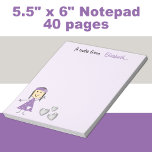 Gepersonaliseerd Kinder meisje paars Notitieblok<br><div class="desc">Pas dit notitieblok aan voor een klein meisje,  met haar naam. Ontworpen in het lila met een kleine meisjesstokfiguur gekleed in paarse polka stippen,  met hart.</div>