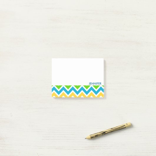 Gepersonaliseerd kleurig Chevron Pattern Post-it® Notes (Op bureau)