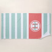 Gepersonaliseerd koraal monogram mint strepen strandlaken (Voorkant)