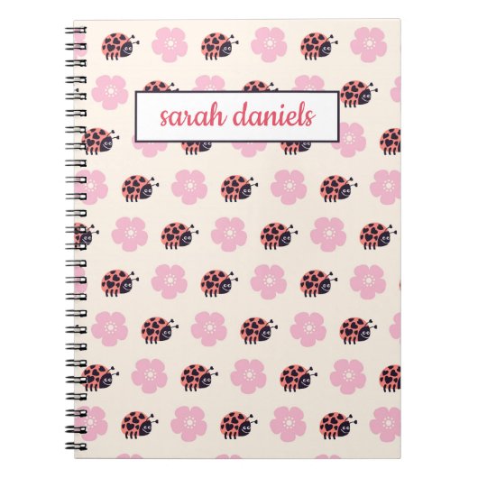 Gepersonaliseerd Ladybug- en bloempatroon Notitieboek (Voorkant)