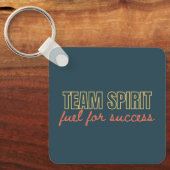 Gepersonaliseerd Logo Inspirerend Team Spirit Kant Sleutelhanger (Voorkant)