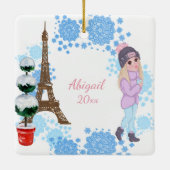 Gepersonaliseerd meisje in de Parijse wintertoren  Keramisch Ornament (Achterkant)