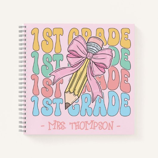 Gepersonaliseerd met naam 1st Grade Teacher Custom Notitieboek (Voorkant)