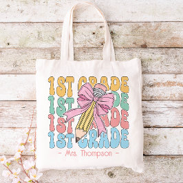Gepersonaliseerd met naam First Grade Teacher Cust Tote Bag