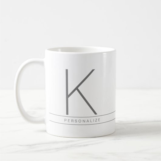 Gepersonaliseerd minimaal modern grijs monogram koffiemok (Links)