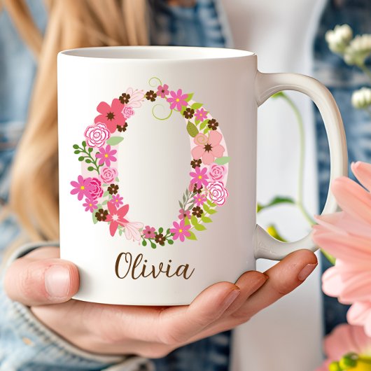 Gepersonaliseerd monogram bloemen letter O Koffiemok