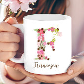 Gepersonaliseerd monogram Bloemletter F Koffiemok