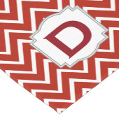 Gepersonaliseerd Monogram Chevron Pattern A15D Red Korte Tafelloper (Hoek)