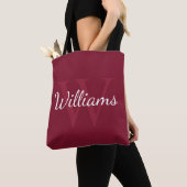 Gepersonaliseerd monogram en naam Burgundy Red Tote Bag (Dichtbij)