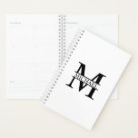Gepersonaliseerd monogram en naam planner<br><div class="desc">Plan uw dagen in stijl met dit Gepersonaliseerde Monogram en de Schema van de Naam die zwart gepersonaliseerd monogram in klassieke serif doopvontstijl met doos van naam in het midden van monogram op witte dekking kenmerkt.</div>