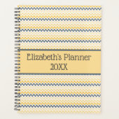 Gepersonaliseerd monogram Geel Gray Chevron Planner (Voorkant)
