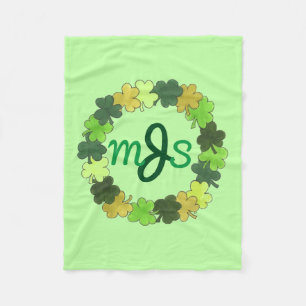 Gepersonaliseerd monogram Groen Iers Shamrock Wrea Fleece Deken