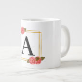 Gepersonaliseerd monogram letter A met gouden lijs Grote Koffiekop (Voorkant rechts)