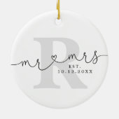 Gepersonaliseerd monogram Mr. Mrs. Keramisch Ornament (Achterkant)
