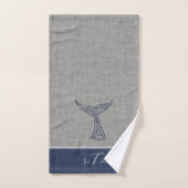 Gepersonaliseerd Monogram Nautical Whale Tail Line Bad Handdoek (Handdoek)