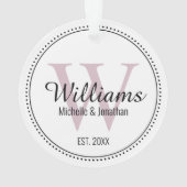 Gepersonaliseerd Monogram Pas getrouwd Blush Roze  Ornament (achterkant)