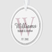Gepersonaliseerd Monogram Pas getrouwd Blush Roze  Ornament (voorkant)