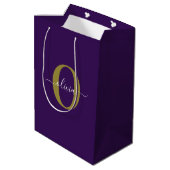 Gepersonaliseerd Monogram Script Name Paars White Medium Cadeauzakje (Achterkant Gekanteld)