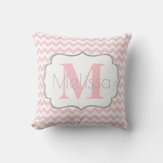 Gepersonaliseerd Monogrammed Pink Gray Chevron Gir Kussen (Voorkant)