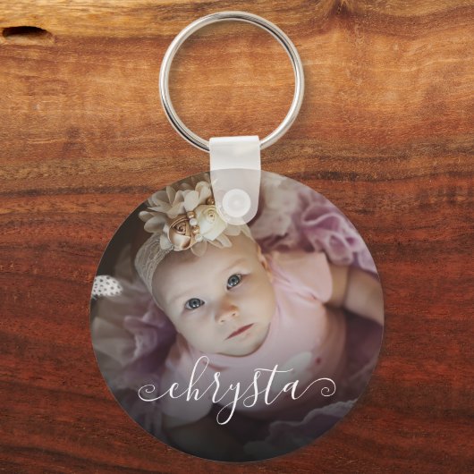 Gepersonaliseerd Naam Baby Foto Chic Script Sleutelhanger (Voorkant)