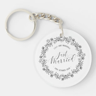 Gepersonaliseerd net gehuwd Floral Sleutelhanger