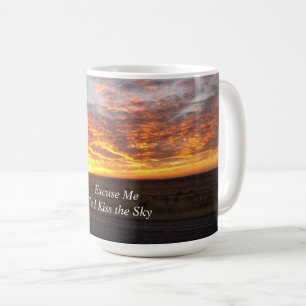 Gepersonaliseerd ochtendzonsopgang vangen koffie M Koffiemok