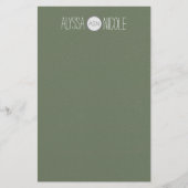 Gepersonaliseerd olive Army Green Name Monogram Briefpapier (Voorkant)