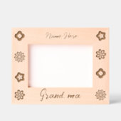 Gepersonaliseerd oma over Schattigee en elegante b Gegraveerde Lijstjes (Voorkant)