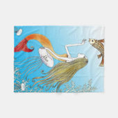 Gepersonaliseerd onder het zee prachtige zeemeermi fleece deken (Voorkant (Horizontaal))