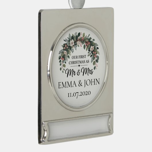Gepersonaliseerd onze eerste kerst als Mr & Mrs 20 Verzilverd Banner Ornament (Rechts)