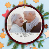 Gepersonaliseerd Onze Eerste Kerstmis Gepensioneer Keramisch Ornament