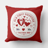 Gepersonaliseerd "Onze Eerste Valentijn" Dhr. en M Kussen (Voorkant)