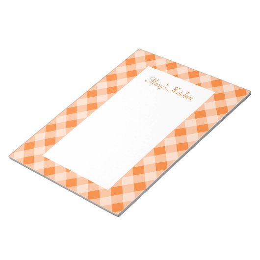 Gepersonaliseerd Oranje Notitieblok Gingham (Schuin)