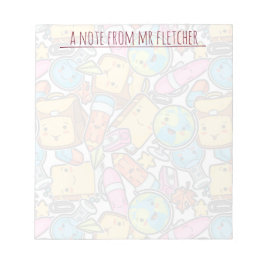 Gepersonaliseerd patroon van schoolbenodigdheden notitieblok